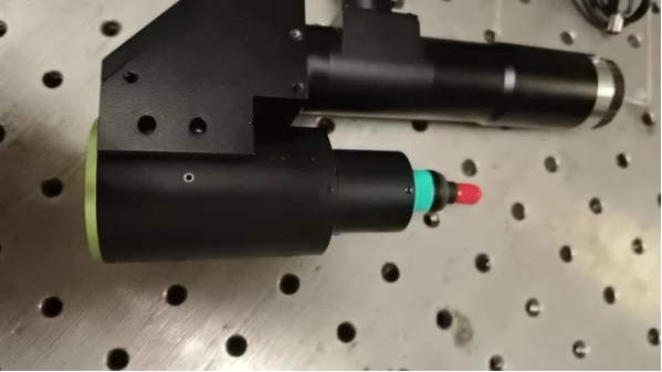 精密制造的革新：光譜共焦傳感器與工業(yè)視覺相機的融合